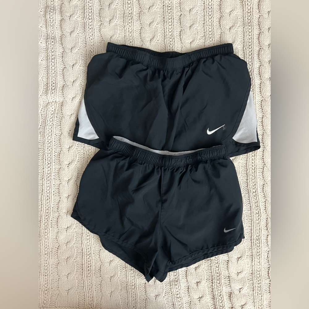 Set of 2 Nike dri fit running/soccer shorts with built-in liners, size xs/s